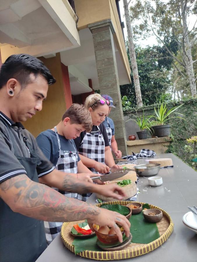 Bintang Munduk Hotel Exterior foto
